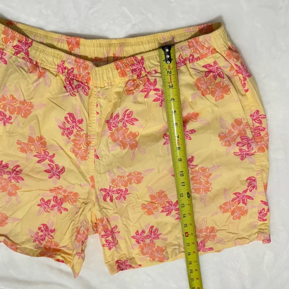 LILLY PULITZER Men's Floral Print Swim Trunks